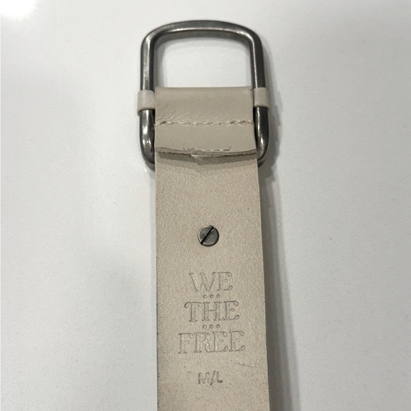 We The Free Gallo Leather Belt M/L Mineral White with Silver Buckle EUC - Picture 5 of 6